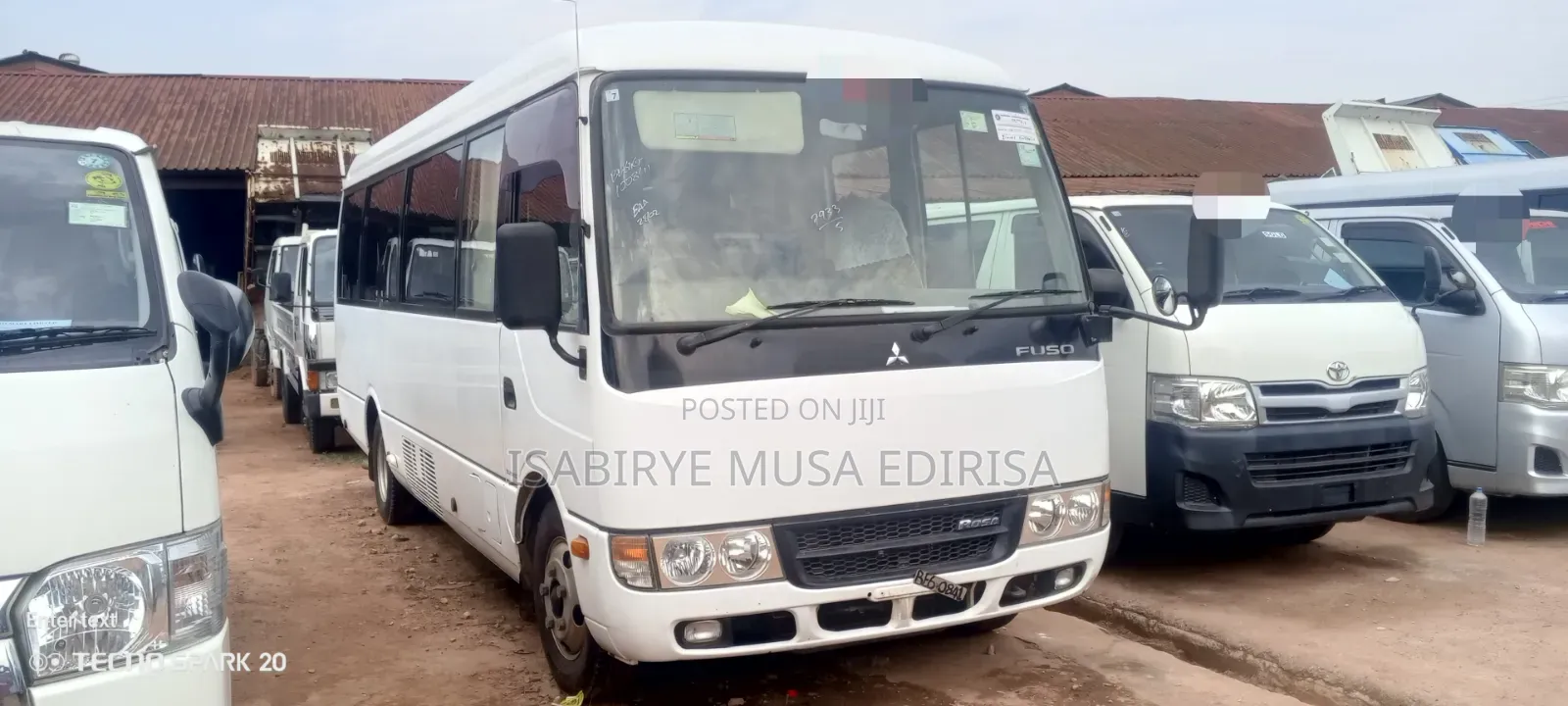 Mitsubishi Fuso Rosa 2013 White