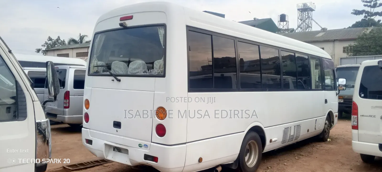 Mitsubishi Fuso Rosa 2013 White