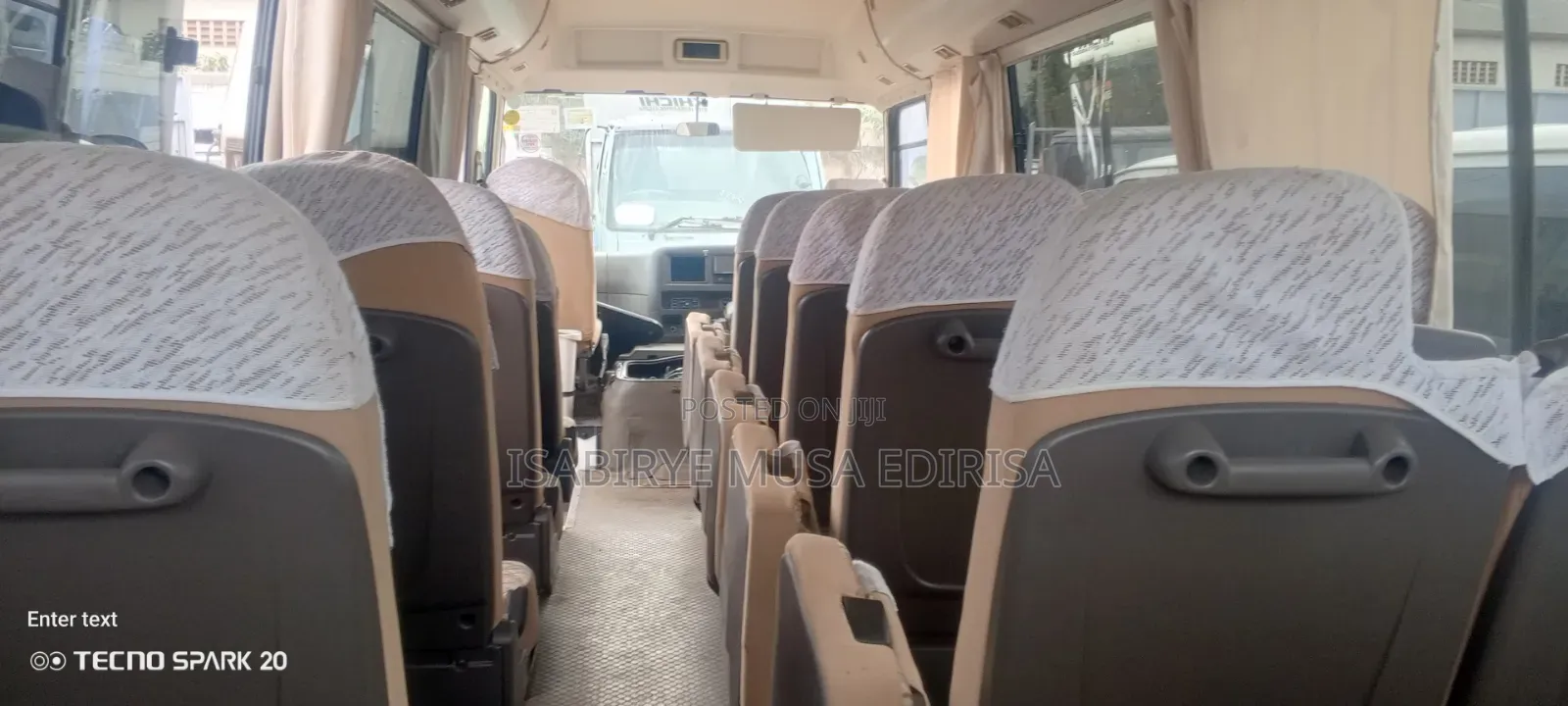 Mitsubishi Fuso Rosa 2013 White