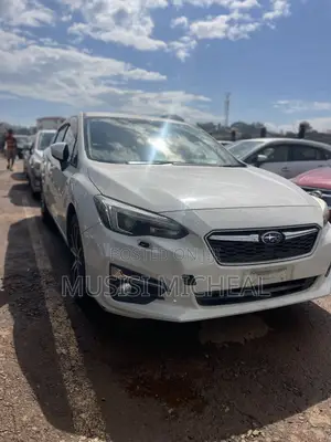 Subaru Impreza 2.0i Premium AWD Hatchback 2017 White