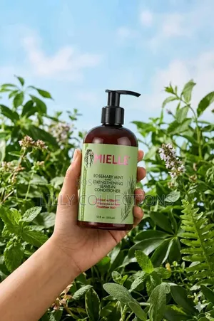 Mielle Rosemary Mint Strengthening Leave In Conditioner