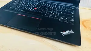 New Laptop Lenovo ThinkPad E14 Gen 4 16GB Intel Core i5 SSD 512GB