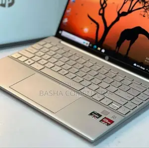 New Laptop HP Pavilion 13 8GB AMD Ryzen 7 SSD 512GB