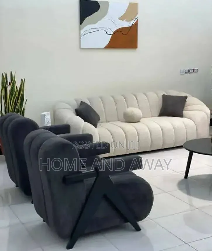 Simple Sofa Set