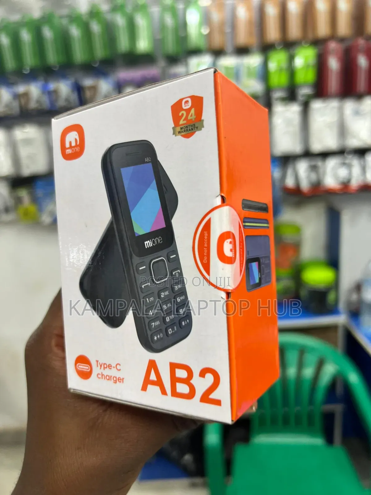 New Mione AB7 Black