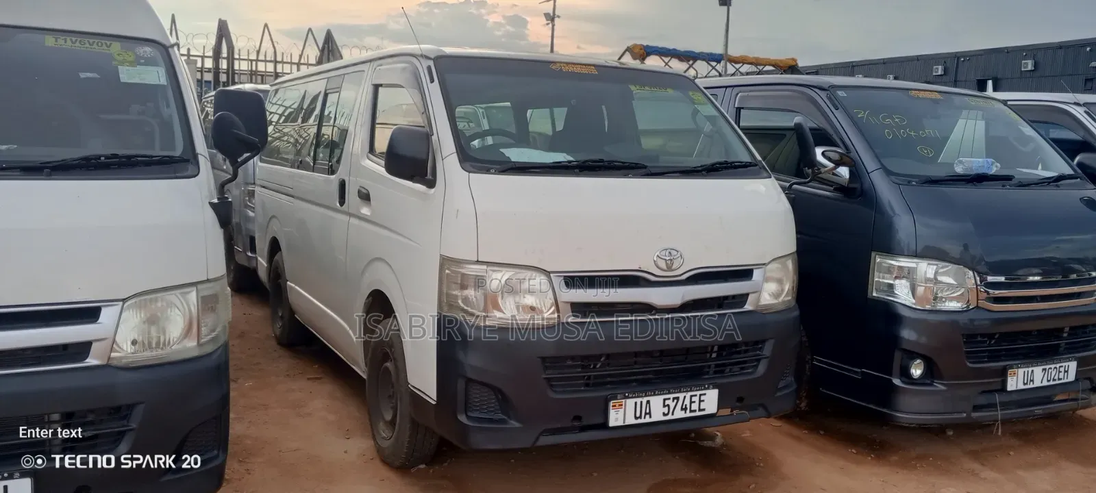 Toyota HiAce 2010 White