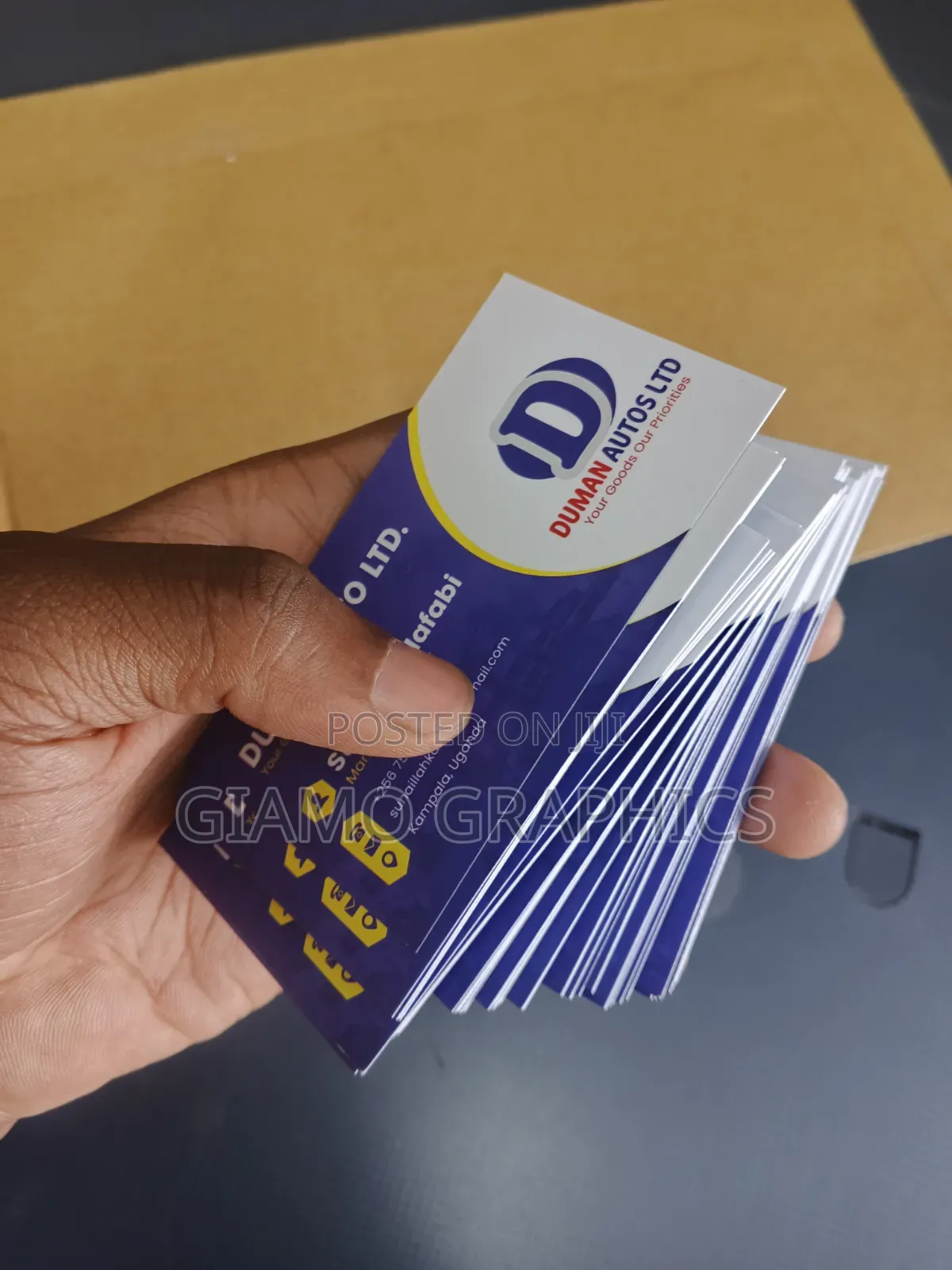 Vibrant Business Card Printing