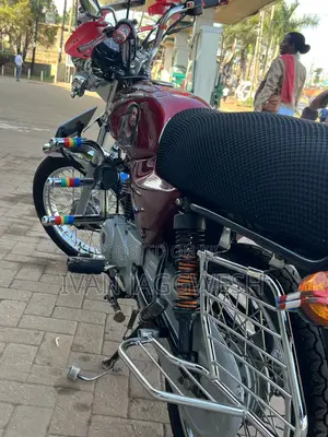 Bajaj Boxer 2020 Red