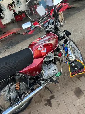 Bajaj Boxer 2020 Red