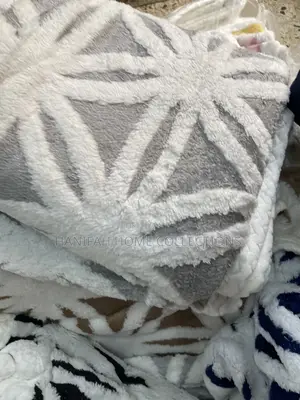 Fleence Blankets 6 by 6