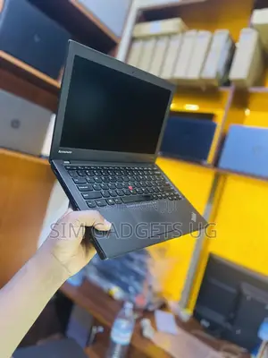 Laptop Lenovo ThinkPad X240 4GB Intel Core i5 HDD 160GB