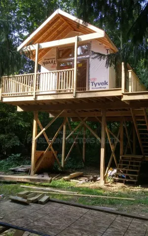 Tree House Construction