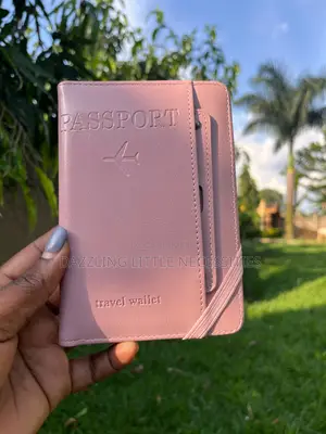Kesh Passport Holder - Pink