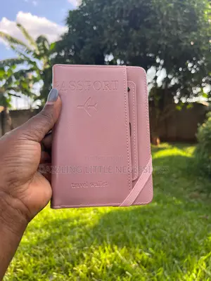 Kesh Passport Holder - Pink