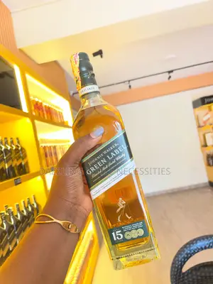 Johnnie Walker Green Label Blended Scotch Whisky - 750mls