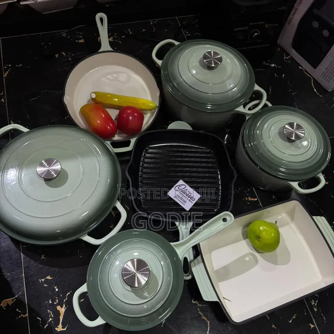 Set of Classic Kitchens More Enameled Cast Iron Cookware