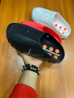 Nike Calm Mules