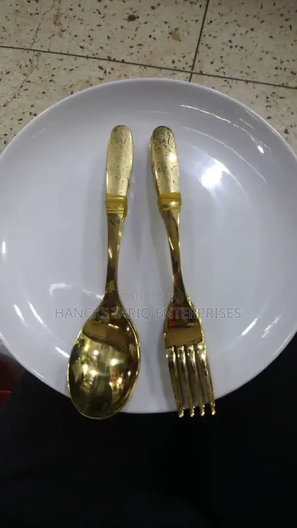 Elegant Gold-finish Embossed Cutlery Set