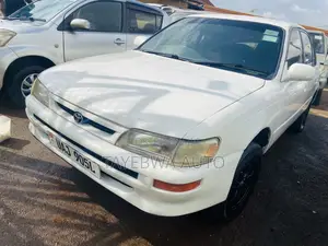 Toyota Corolla 1998 White