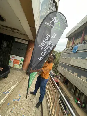 Tear Drop Banner Printing