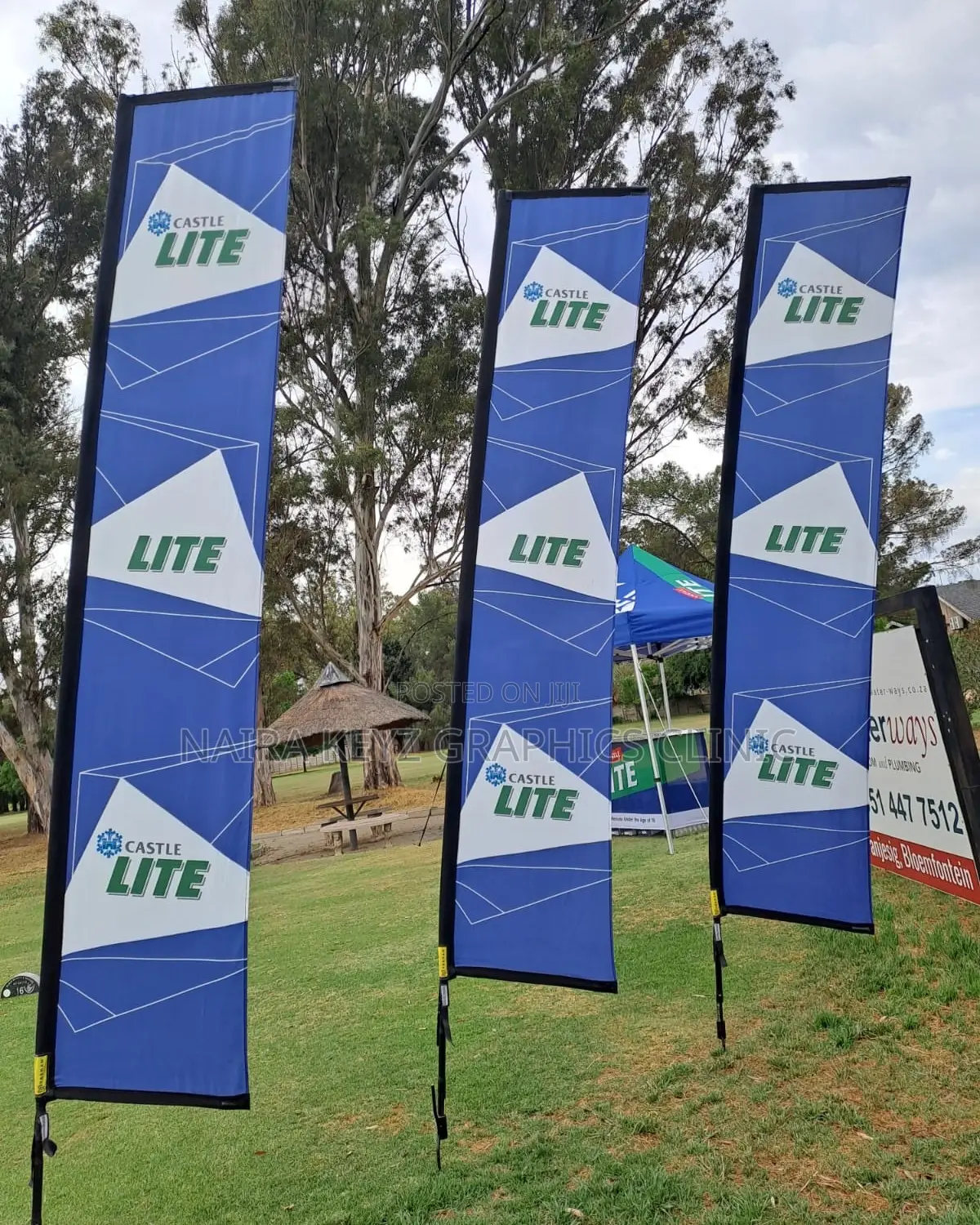 L Stand Banner