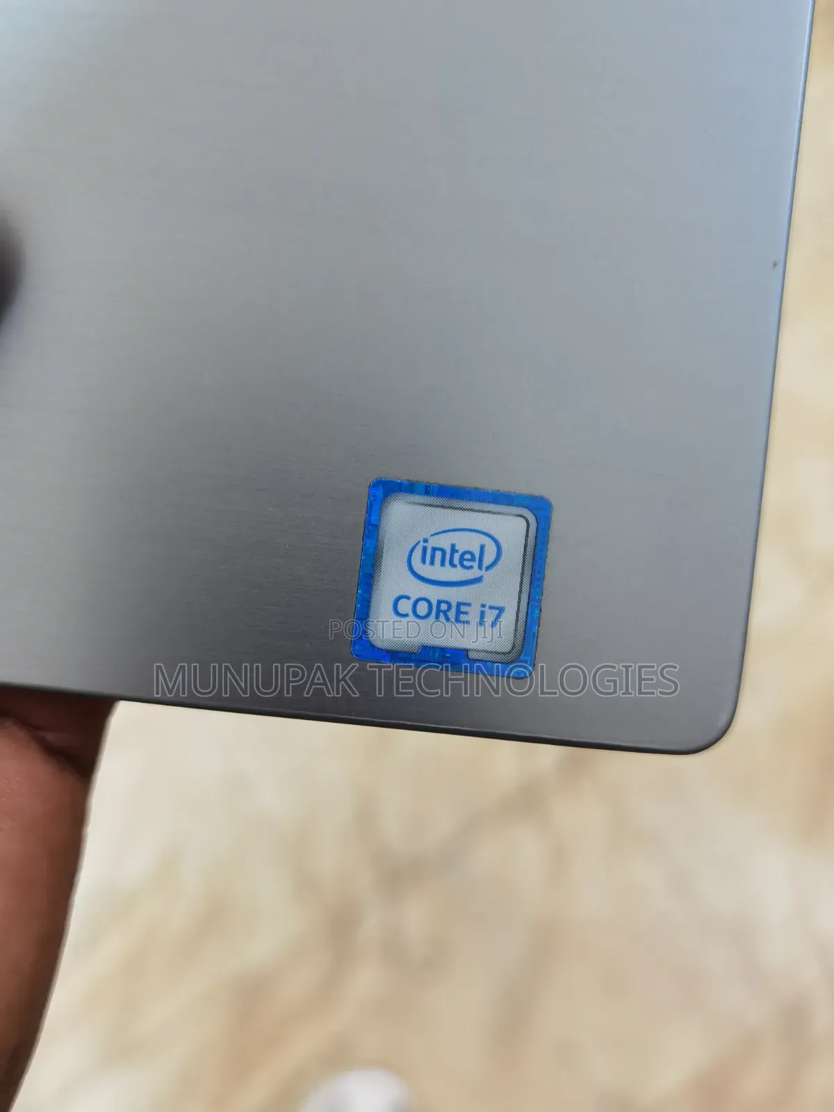 Laptop Dell Latitude 7400 8GB Intel Core i7 SSD 256GB