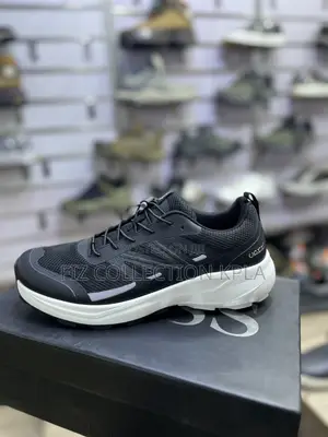 Ecco QCC Monostrike Black/White**