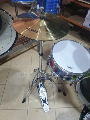Tama Drum Set