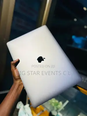 Laptop Apple MacBook Pro 2017 8GB Intel Core i7 SSD 512GB