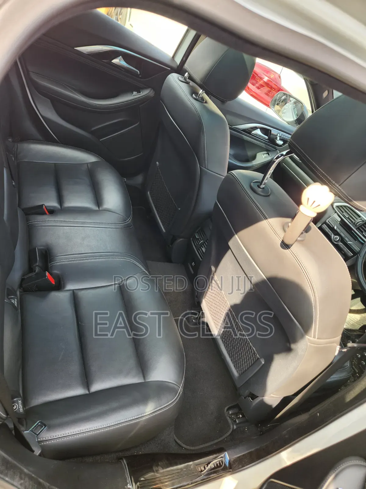 Infiniti Q30 2017 White