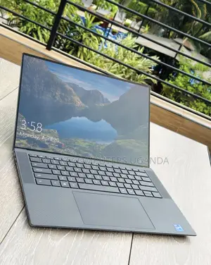 New Laptop Dell Precision 5560 16GB Intel Core i7 SSD 512GB