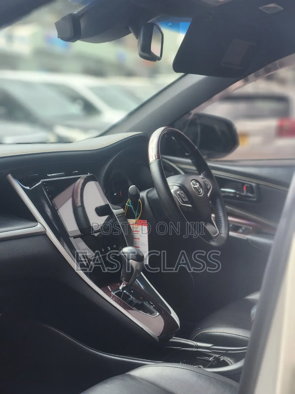 Toyota Harrier 2.0 2016 White