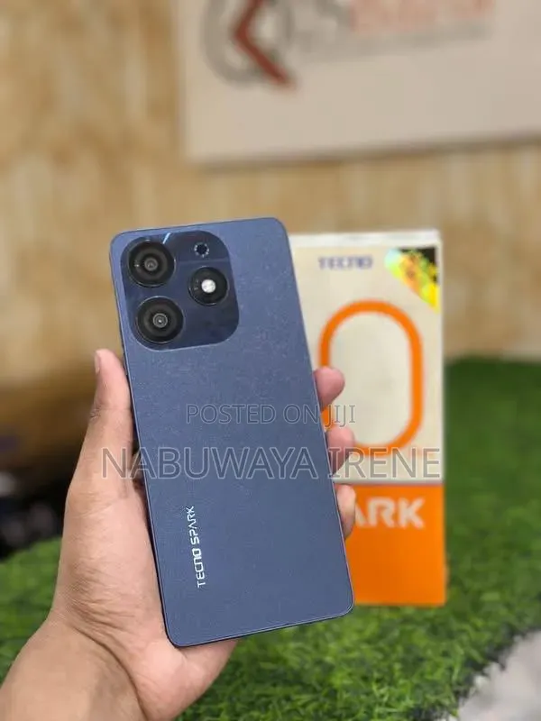 New Tecno Spark 10 Pro 256 GB Blue