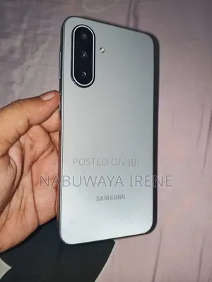 New Samsung Galaxy A17 5G 256 GB Gray