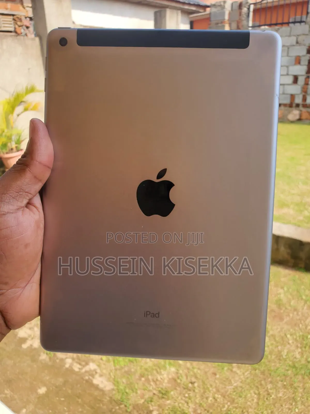 Apple iPad 5 (2022) 32 GB Silver