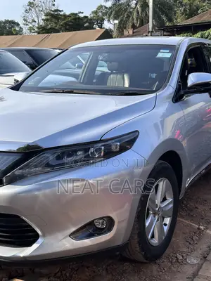 Toyota Harrier 2017 Silver