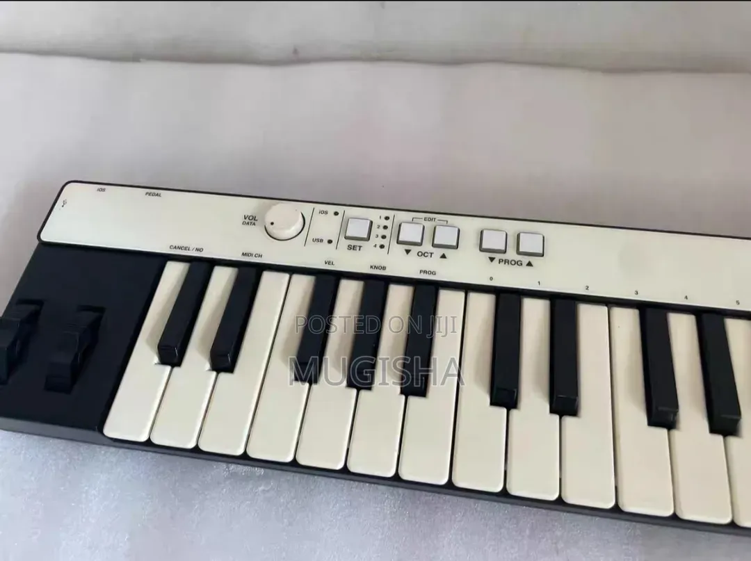 Irig-Keys 37keys Midi Controller