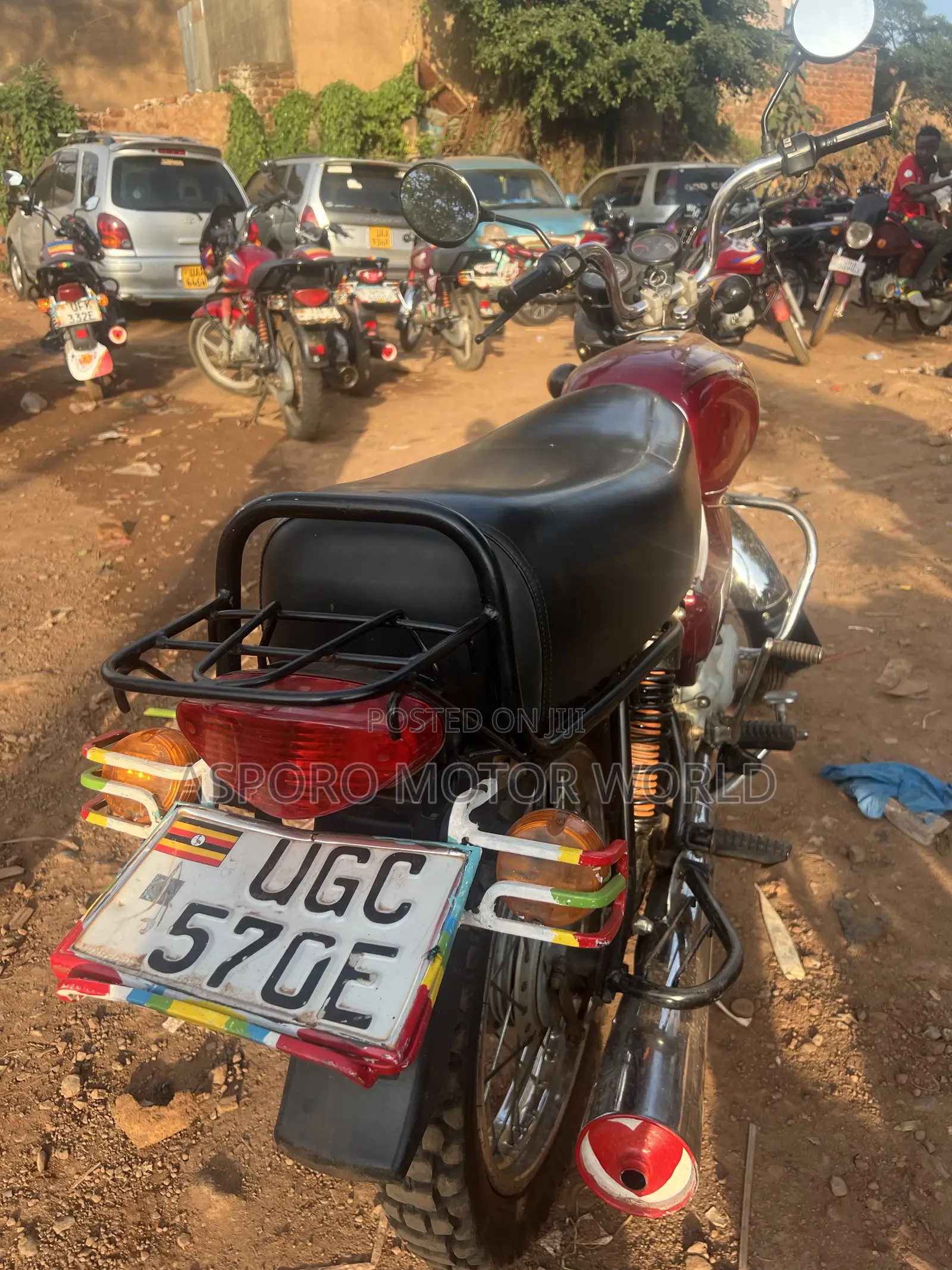 Bajaj Boxer 100 2024 Red