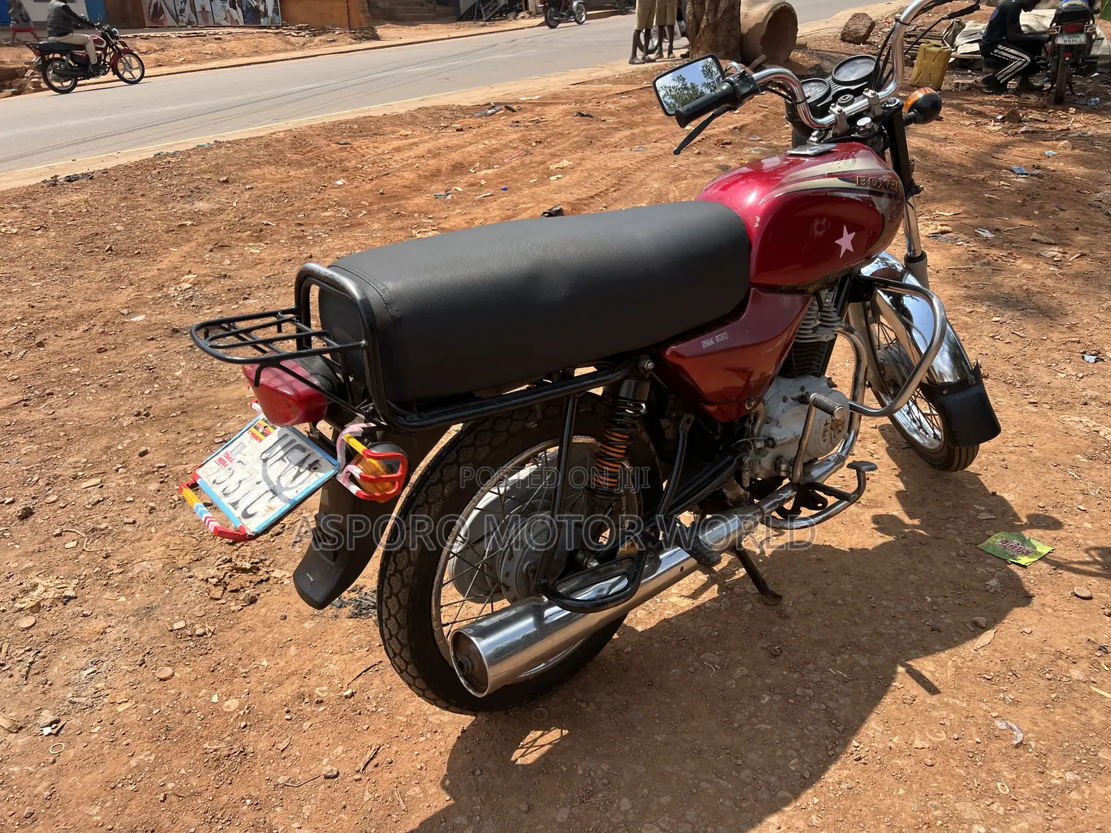 Bajaj Boxer 100 2022 Red