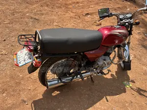 Bajaj Boxer 100 2022 Red