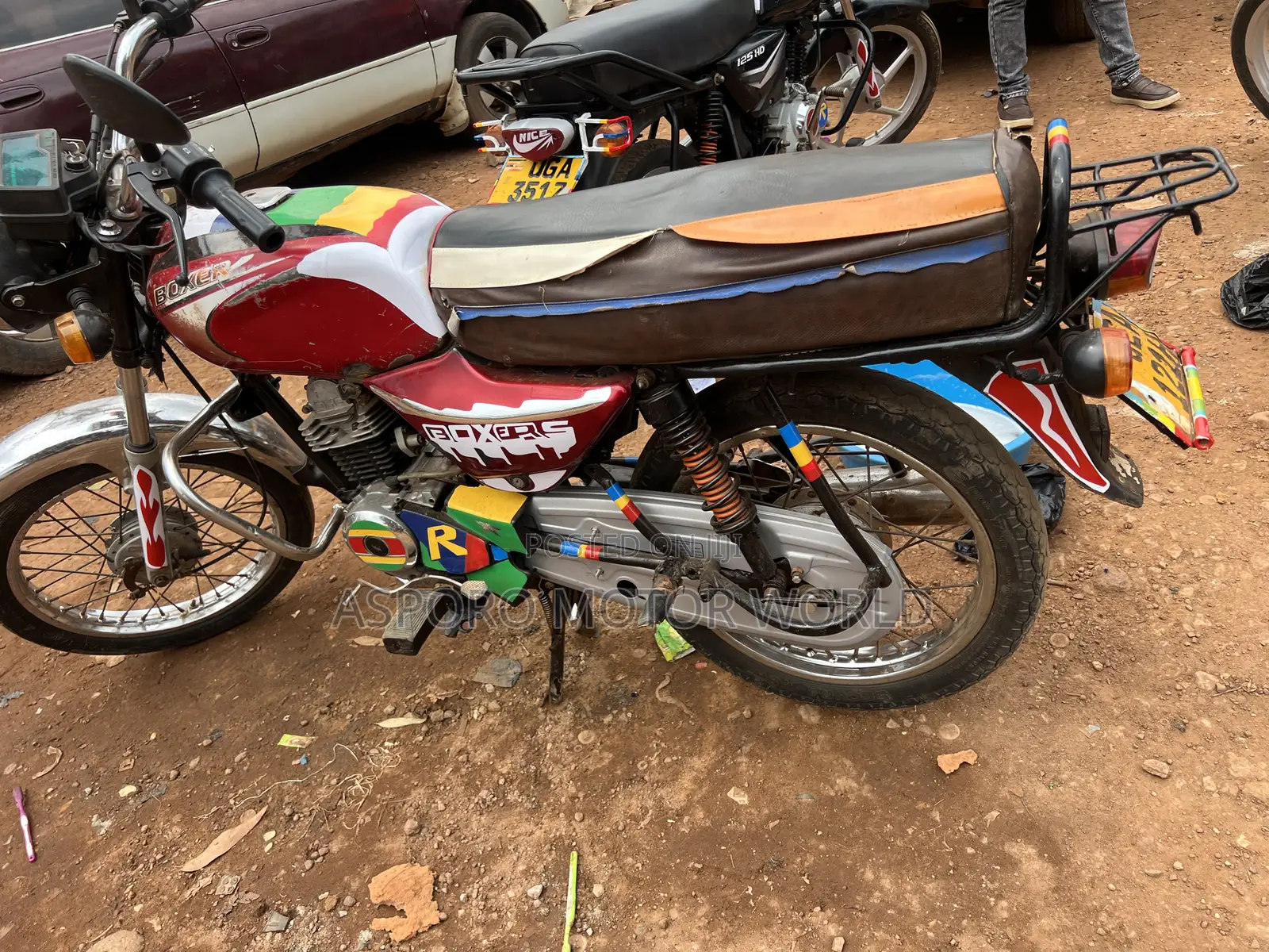 Bajaj Boxer 100 2021 Red