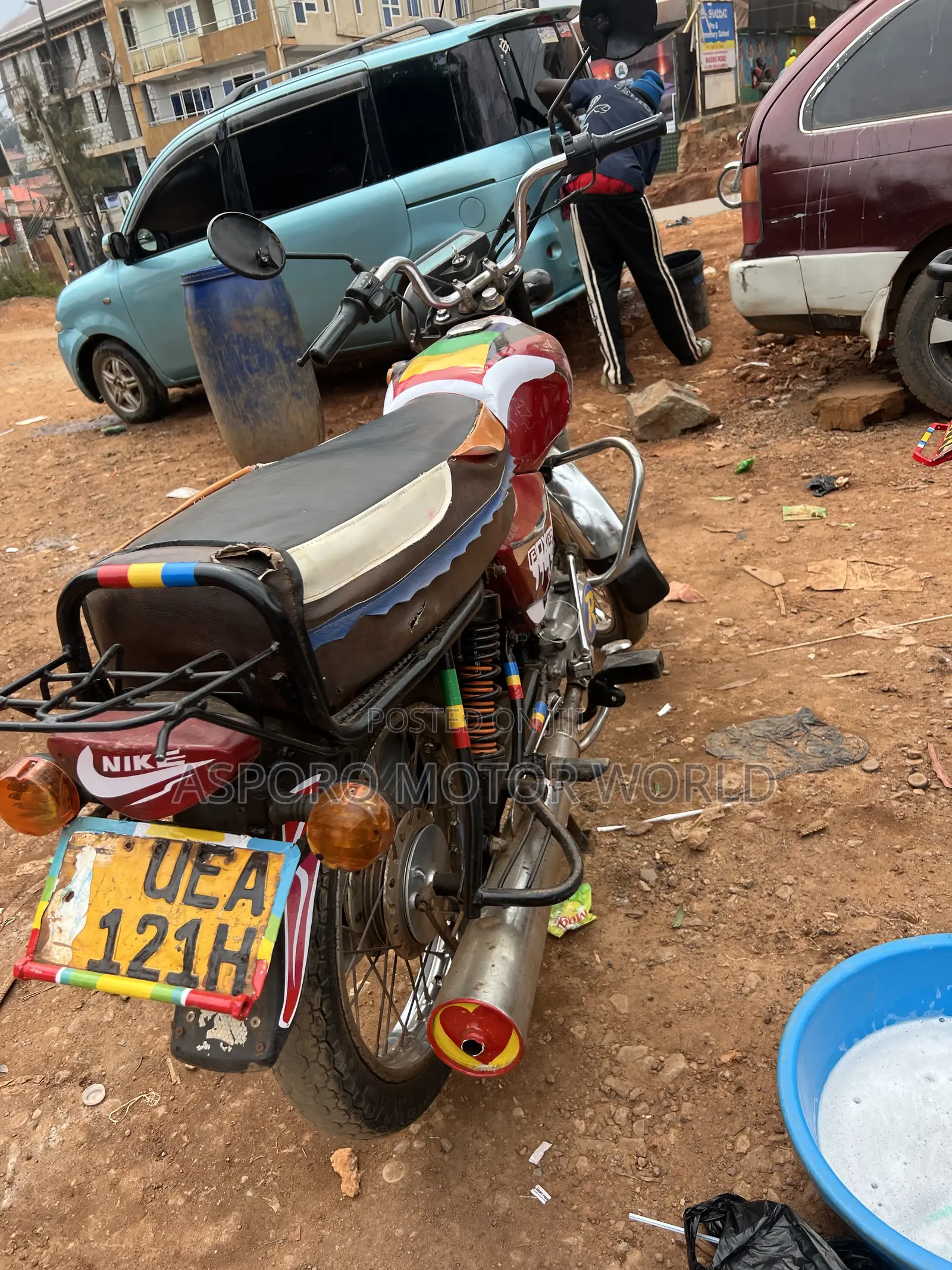Bajaj Boxer 100 2021 Red