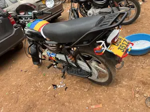 Bajaj CT 125X 2024 Black