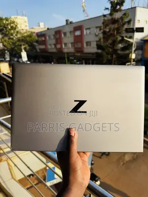 Laptop HP ZBook Firefly 14 G7 16GB Intel Core i7 SSD 512GB