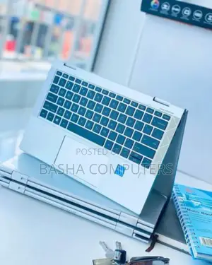 New Laptop HP EliteBook 830 G8 8GB Intel Core i7 SSHD+SSD 512GB