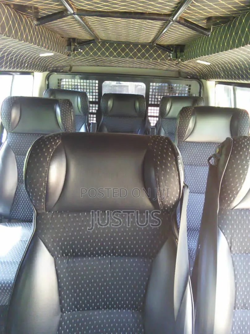 Toyota HiAce 2013 Green
