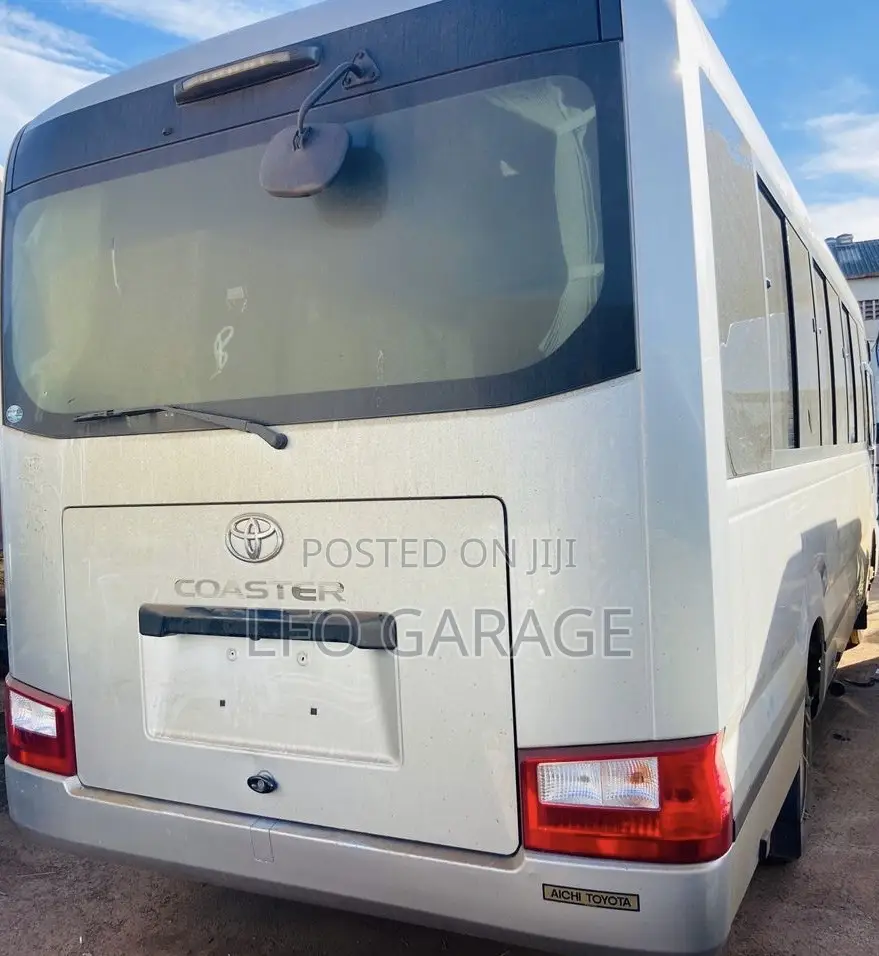 Toyota Coaster 2017 Silver