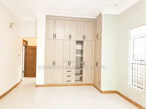 4bdrm House in Goma for sale