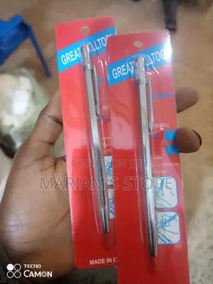 Carbide-Tipped Pencils for Cutting or Scoring Glass and Ceramic Tiles.