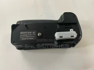 Battery Grip For Nikon D7000